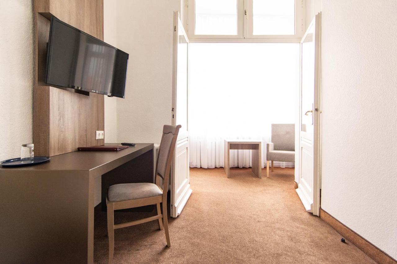 Villa Auszeit Hotel Garni 제바트헤링스도르프 외부 사진