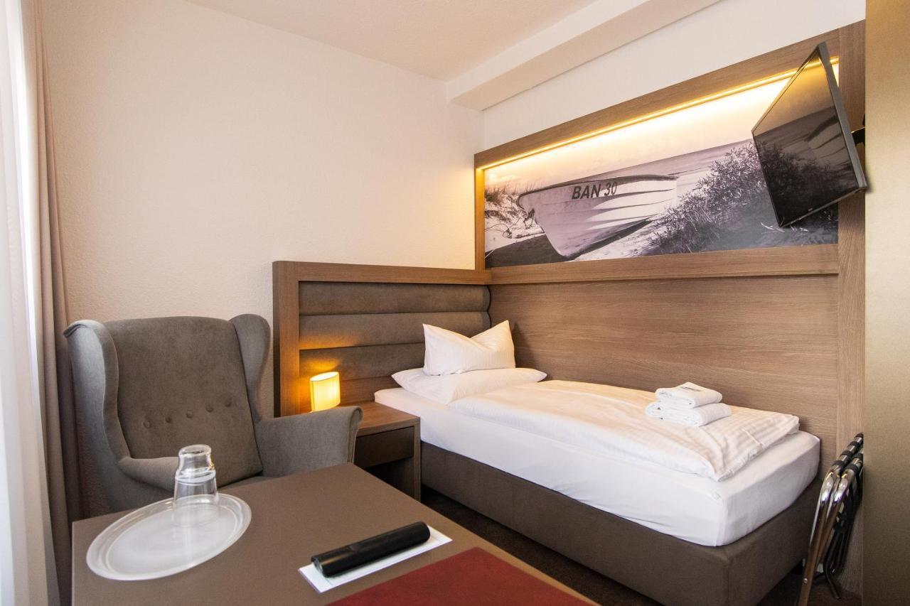 Villa Auszeit Hotel Garni 제바트헤링스도르프 외부 사진